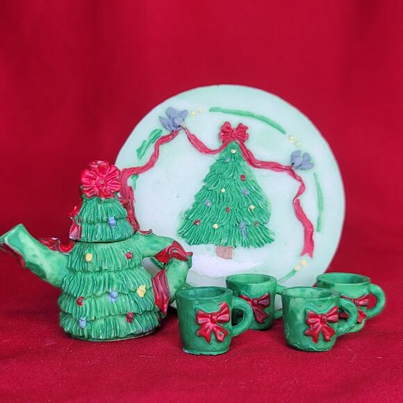 Miniature Christmas Tree TeaPot w/Cups Hand Painted Green Hermitage Pottery Set - Picture 1 of 12